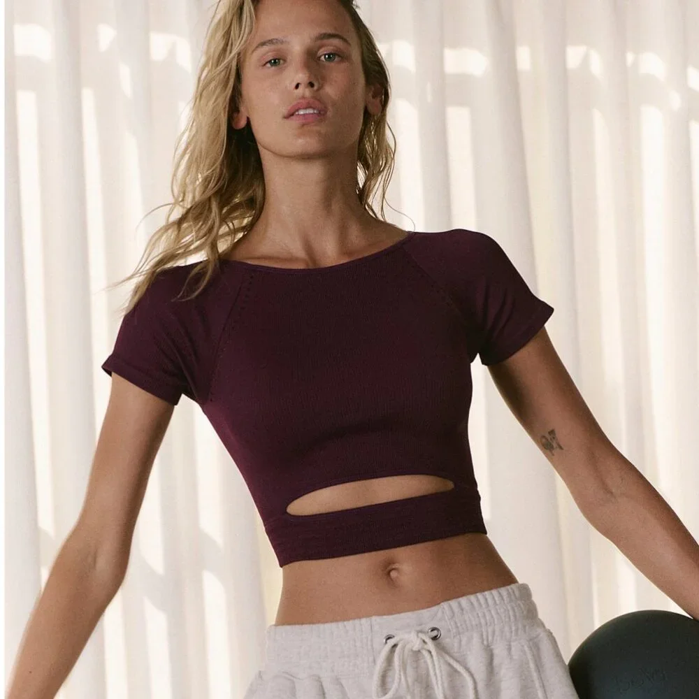 Free People Movement fitted cutut crop top for yoga/gym - Picture 2 of 6